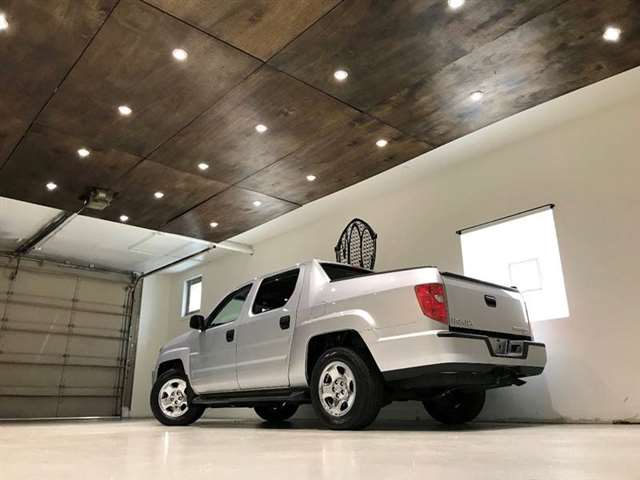 2010 Honda Ridgeline 4x4 RT 4dr Crew Cab